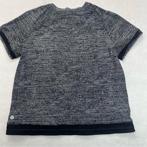 Lululemon Women's Find Focus Short Sleeve Crew Neck Black Size 6 - Picture 6 of 7